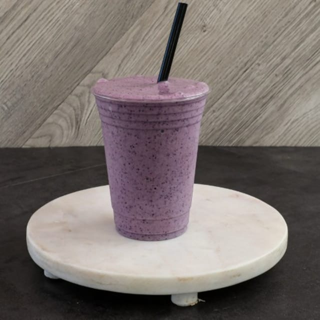 Boulder Berry Blast Fruit Smoothie.